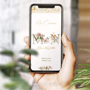 Foto-de-invitación-digital-interactiva-de-boda-la-tienda-de-olivia-con-inciciales-de-flores