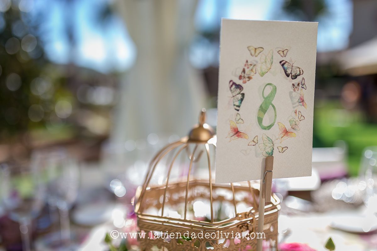 Mesero de boda modelo mariposas para decorar en tu boda